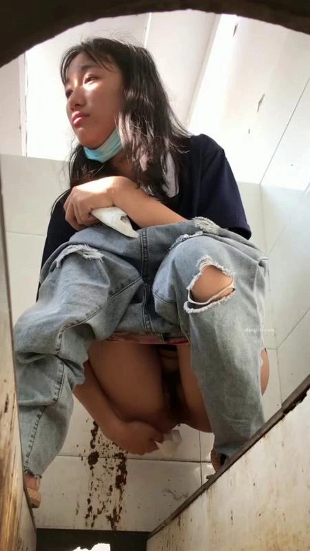 BFJP-101 Asian Peeping Voyeur Uncensoredトイレでおしっこをする美しい女性  (2024) [UltraHD/2K]